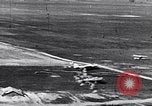 Image Bf-110 allemand et Ju 86 avions en Seconde Guerre Mondiale Allemagne, 1940, de la seconde 17 séquences d'archives historiques vidéo 65675041026