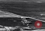 Image Bf-110 allemand et Ju 86 avions en Seconde Guerre Mondiale Allemagne, 1940, de la seconde 18 séquences d'archives historiques vidéo 65675041026