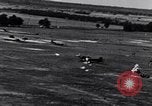 Image Bf-110 allemand et Ju 86 avions en Seconde Guerre Mondiale Allemagne, 1940, de la seconde 28 séquences d'archives historiques vidéo 65675041026