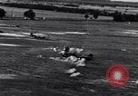 Image Bf-110 allemand et Ju 86 avions en Seconde Guerre Mondiale Allemagne, 1940, de la seconde 31 séquences d'archives historiques vidéo 65675041026