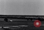 Image Bf-110 allemand et Ju 86 avions en Seconde Guerre Mondiale Allemagne, 1940, de la seconde 34 séquences d'archives historiques vidéo 65675041026