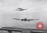 Image Bf-110 allemand et Ju 86 avions en Seconde Guerre Mondiale Allemagne, 1940, de la seconde 45 séquences d'archives historiques vidéo 65675041026