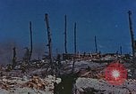 Standbild tote japanische Soldaten Eniwetok Atoll Marshall Inseln, 1944, aus Sekunde 4 historischem Filmmaterial Videoclip 65675041028