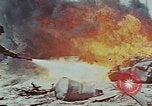 Standbild tote japanische Soldaten Eniwetok Atoll Marshall Inseln, 1944, aus Sekunde 34 historischem Filmmaterial Videoclip 65675041028