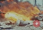 Standbild tote japanische Soldaten Eniwetok Atoll Marshall Inseln, 1944, aus Sekunde 36 historischem Filmmaterial Videoclip 65675041028