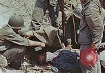 Standbild Enewetak Schlacht toten japanischen Soldaten Eniwetok Atoll Marshall Inseln, 1944, aus Sekunde 17 historischem Filmmaterial Videoclip 65675041029