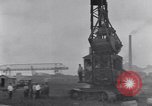 Image Steam Shovel Dearborn Michigan USA, 1931, de la seconde 12 séquences d'archives historiques vidéo 65675041041