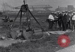 Image Steam Shovel Dearborn Michigan USA, 1931, de la seconde 21 séquences d'archives historiques vidéo 65675041041