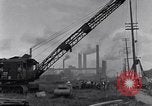 Image Steam Shovel Dearborn Michigan USA, 1931, de la seconde 35 séquences d'archives historiques vidéo 65675041041