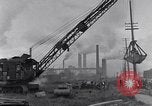 Image Steam Shovel Dearborn Michigan USA, 1931, de la seconde 48 séquences d'archives historiques vidéo 65675041041