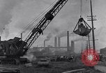 Image Steam Shovel Dearborn Michigan USA, 1931, de la seconde 50 séquences d'archives historiques vidéo 65675041041