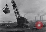 Image Steam Shovel Dearborn Michigan USA, 1931, de la seconde 54 séquences d'archives historiques vidéo 65675041041