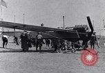 Standbild Antoinette Eindecker Frankreich, 1930, aus Sekunde 18 historischem Filmmaterial Videoclip 65675041055