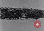 Standbild Tetraeder Kite Hammondsport New York USA, 1930, aus Sekunde 14 historischem Filmmaterial Videoclip 65675041057