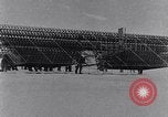 Standbild Tetraeder Kite Hammondsport New York USA, 1930, aus Sekunde 18 historischem Filmmaterial Videoclip 65675041057
