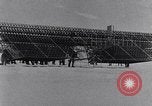 Standbild Tetraeder Kite Hammondsport New York USA, 1930, aus Sekunde 21 historischem Filmmaterial Videoclip 65675041057