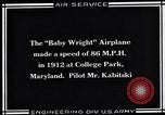 Standbild Baby Wright Flugzeug College Park Maryland USA, 1930, aus Sekunde 3 historischem Filmmaterial Videoclip 65675041059
