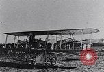 Standbild Baby Wright Flugzeug College Park Maryland USA, 1930, aus Sekunde 17 historischem Filmmaterial Videoclip 65675041059