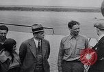 Standbild Charles Lindbergh ein Nome Alaska USA, 1931, aus Sekunde 28 historischem Filmmaterial Videoclip 65675041072