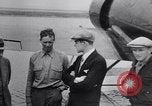 Standbild Charles Lindbergh ein Nome Alaska USA, 1931, aus Sekunde 30 historischem Filmmaterial Videoclip 65675041072