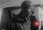 Standbild Charles Lindbergh Ansprüche Orteig-preis für Brooklyn New York City USA, 1927, aus Sekunde 52 historischem Filmmaterial Videoclip 65675041074