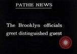 Standbild Charles Lindbergh Ansprüche Orteig-preis für Brooklyn New York City USA, 1927, aus Sekunde 62 historischem Filmmaterial Videoclip 65675041074