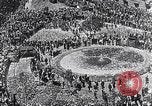 Standbild Charles Lindbergh ticker tape Parade New York City USA, 1927, aus Sekunde 54 historischem Filmmaterial Videoclip 65675041075