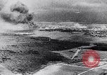 Image Japonais attaquent l'Île Ford Pearl Harbor Hawaii USA, 1941, de la seconde 20 séquences d'archives historiques vidéo 65675041079