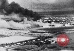 Image Japonais attaquent l'Île Ford Pearl Harbor Hawaii USA, 1941, de la seconde 29 séquences d'archives historiques vidéo 65675041079