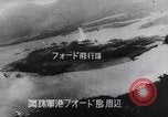 Image Japonais attaquent l'Île Ford Pearl Harbor Hawaii USA, 1941, de la seconde 49 séquences d'archives historiques vidéo 65675041079
