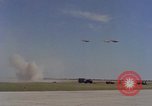 Image Air show Harlingen Texas USA, 1976, de la seconde 26 séquences d'archives historiques vidéo 65675041105
