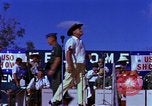 Standbild Bob Hope Bien Hoa in Vietnam, 1965, aus Sekunde 10 historischem Filmmaterial Videoclip 65675041108