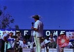Standbild Bob Hope Bien Hoa in Vietnam, 1965, aus Sekunde 23 historischem Filmmaterial Videoclip 65675041108