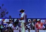 Standbild Bob Hope Bien Hoa in Vietnam, 1965, aus Sekunde 25 historischem Filmmaterial Videoclip 65675041108