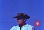 Standbild Bob Hope Bien Hoa in Vietnam, 1965, aus Sekunde 40 historischem Filmmaterial Videoclip 65675041108