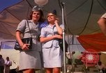 Standbild Bob Hope Tan Son Nhut Vietnam, 1965, aus Sekunde 39 historischem Filmmaterial Videoclip 65675041117