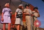 Standbild Bob Hope Tan Son Nhut Vietnam, 1965, aus Sekunde 50 historischem Filmmaterial Videoclip 65675041117