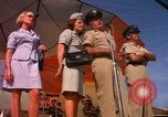 Standbild Bob Hope Tan Son Nhut Vietnam, 1965, aus Sekunde 52 historischem Filmmaterial Videoclip 65675041117