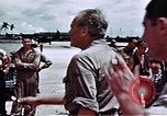 Standbild Carole Landis unterhaltsam Truppen Eniwetok Atoll Marshall Inseln, 1944, aus Sekunde 31 historischem Filmmaterial Videoclip 65675041119