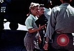 Standbild Carole Landis unterhaltsam Truppen Eniwetok Atoll Marshall Inseln, 1944, aus Sekunde 58 historischem Filmmaterial Videoclip 65675041119