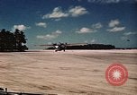 Standbild Bob Hope Bonriki Island Pacific Theater, 1944, aus Sekunde 18 historischem Filmmaterial Videoclip 65675041126