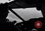 Standbild C-82 Flugzeuge Air Drop liefert Korea, 1950, aus Sekunde 19 historischem Filmmaterial Videoclip 65675041138