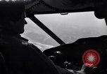 Standbild C-82 Flugzeuge Air Drop liefert Korea, 1950, aus Sekunde 20 historischem Filmmaterial Videoclip 65675041138