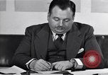 Standbild Preis Control Act United States USA, 1951, aus Sekunde 11 historischem Filmmaterial Videoclip 65675041139