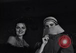 Image tales de demain fashion show United States USA, 1951, de la seconde 29 séquences d'archives historiques vidéo 65675041141