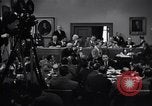 Standbild Kefauver Ausschuss New York United States USA, 1951, aus Sekunde 13 historischem Filmmaterial Videoclip 65675041151