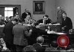 Standbild Kefauver Ausschuss New York United States USA, 1951, aus Sekunde 26 historischem Filmmaterial Videoclip 65675041151