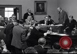 Standbild Kefauver Ausschuss New York United States USA, 1951, aus Sekunde 27 historischem Filmmaterial Videoclip 65675041151