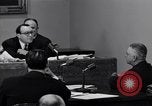 Standbild Kefauver Ausschuss New York United States USA, 1951, aus Sekunde 51 historischem Filmmaterial Videoclip 65675041151
