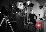 Standbild französische Hüte Frankreich, 1952, aus Sekunde 10 historischem Filmmaterial Videoclip 65675041157
